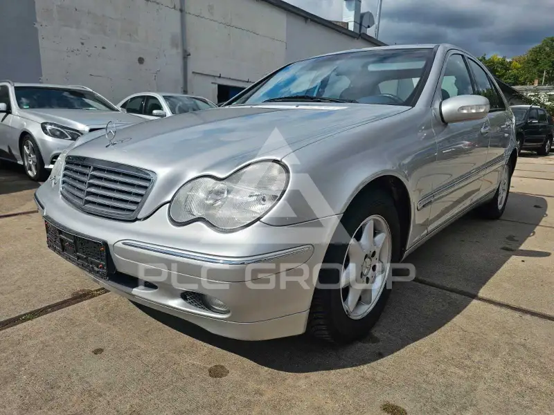 2002 Mercedes Benz C 180