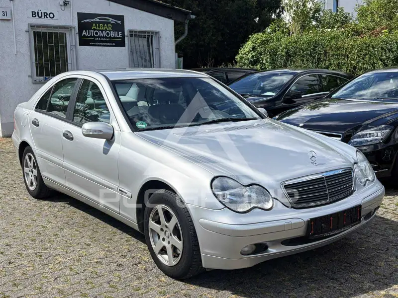 2002 Mercedes Benz C 180
