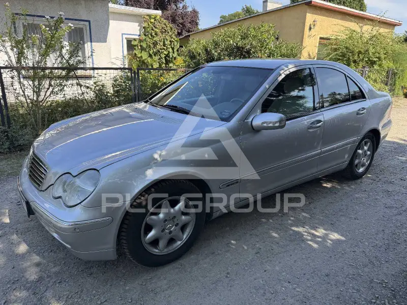 2002 Mercedes Benz C 180