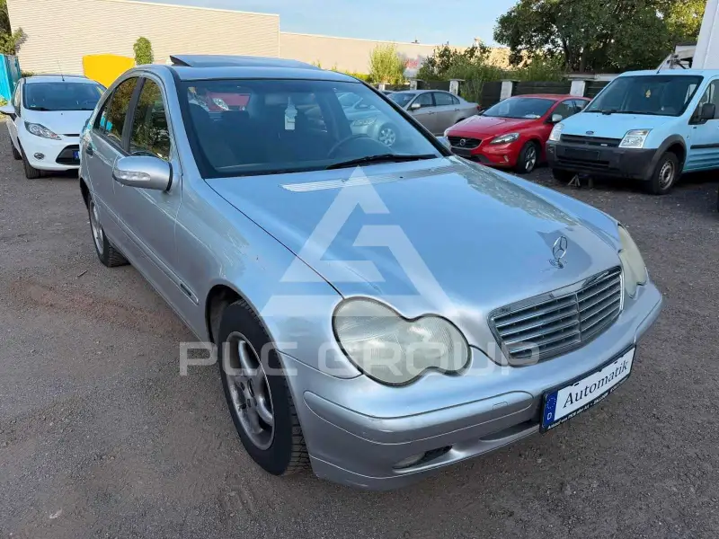 2002 Mercedes Benz C 180