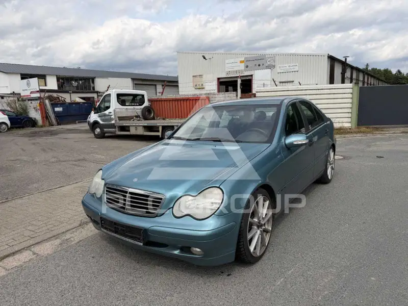 2002 Mercedes Benz C 180