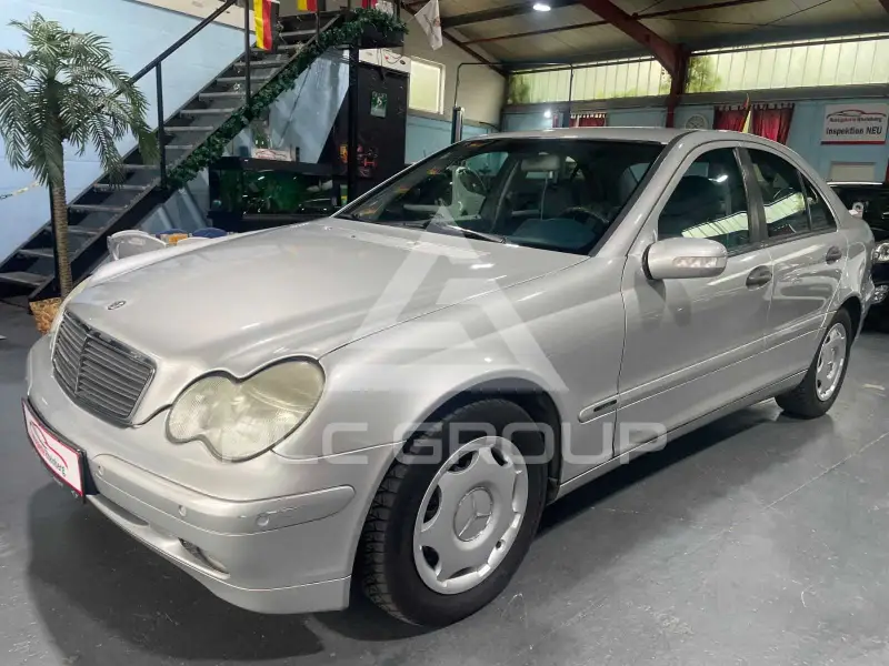 2002 Mercedes Benz C 180