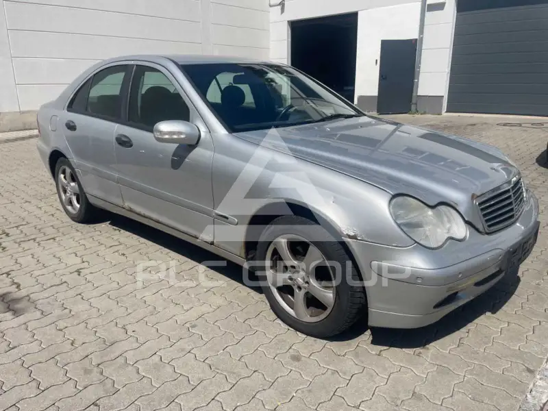 2002 Mercedes Benz C 180