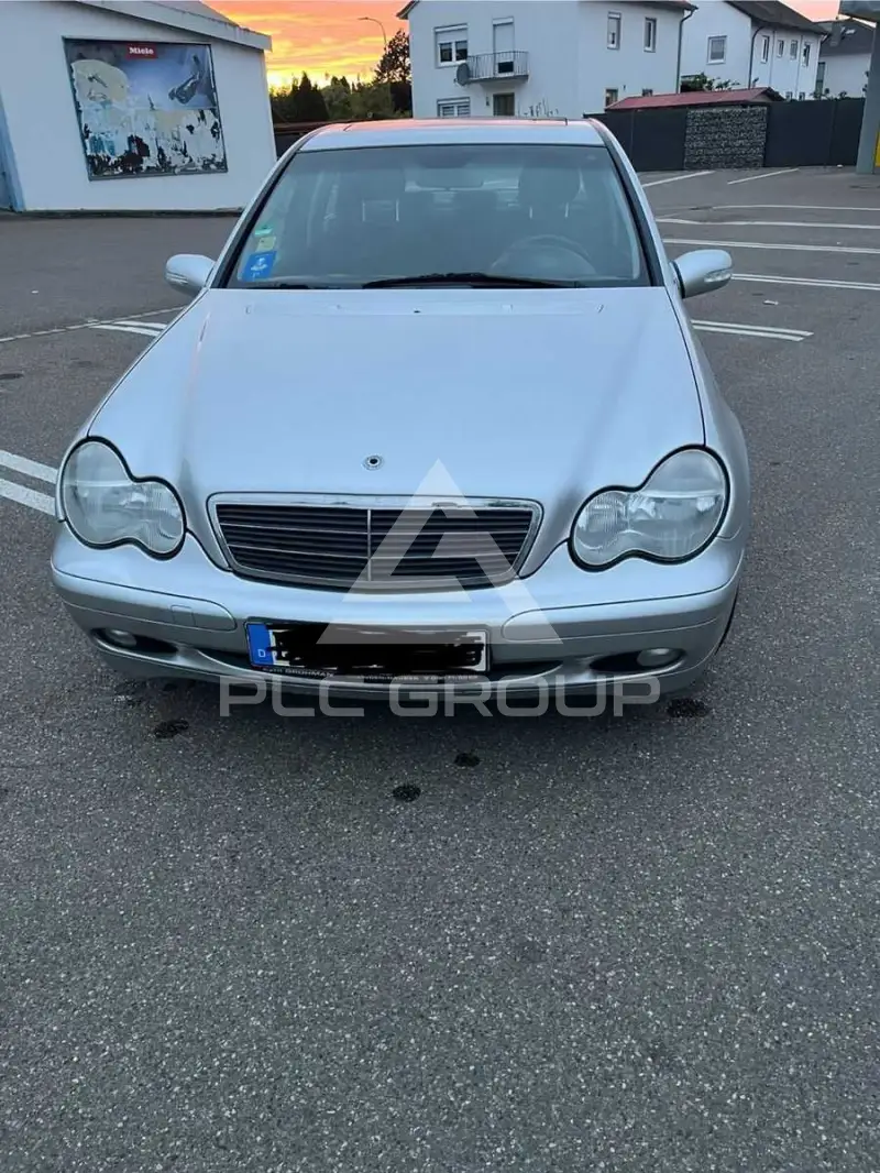 2002 Mercedes Benz C 180