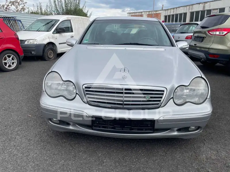 2002 Mercedes Benz C 200
