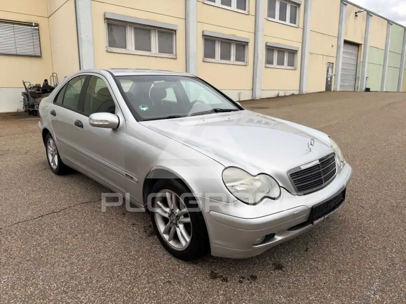 2002 Mercedes Benz C 200