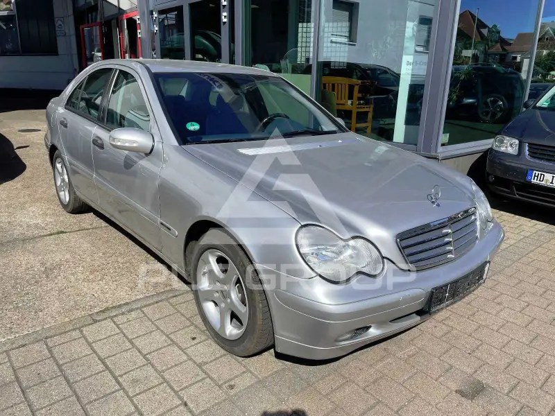 2002 Mercedes Benz C 200