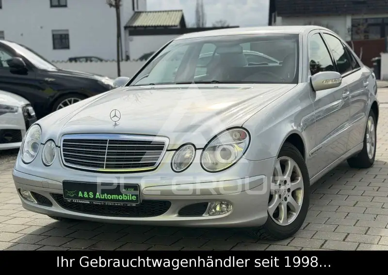 2002 Mercedes Benz E 220