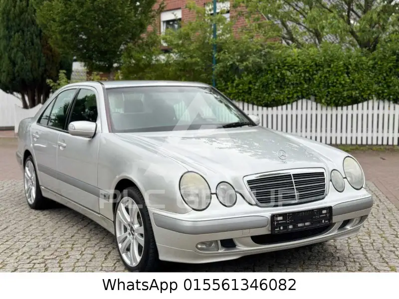 2002 Mercedes Benz E 220