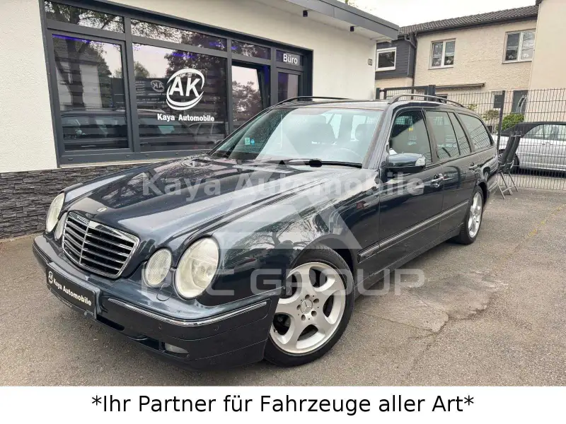2002 Mercedes Benz E 220
