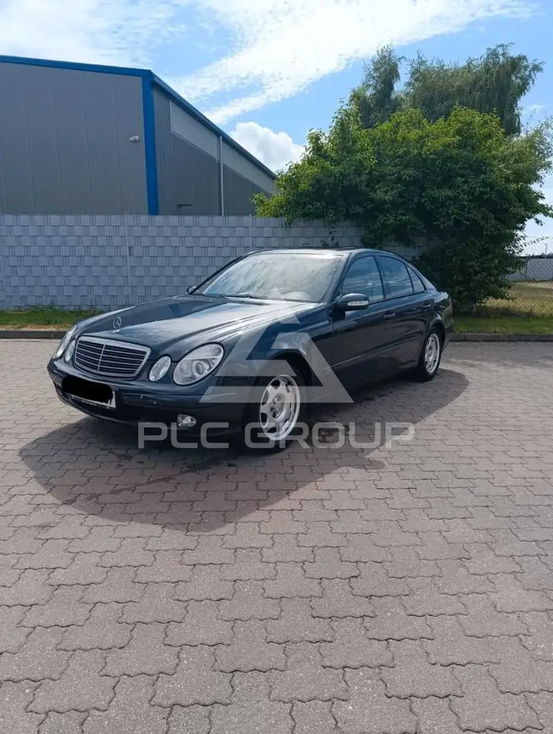 2002 Mercedes Benz E 220