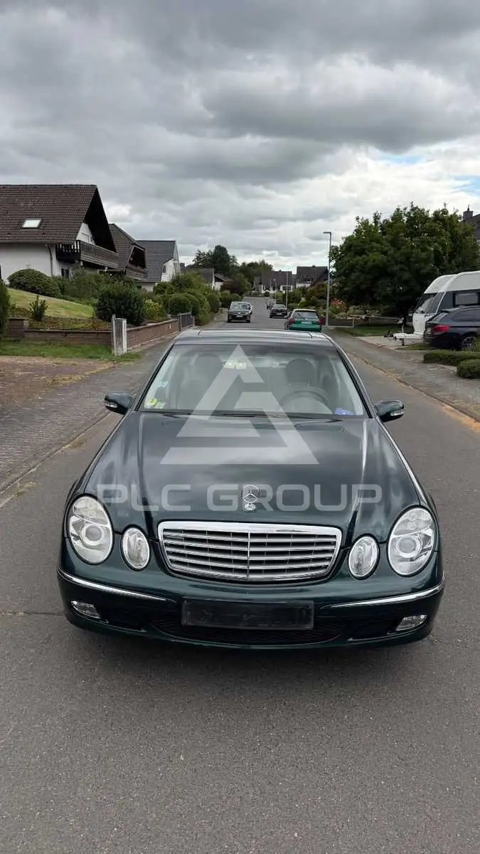 2002 Mercedes Benz E 220