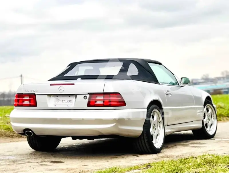 2002 Mercedes Benz SL 500