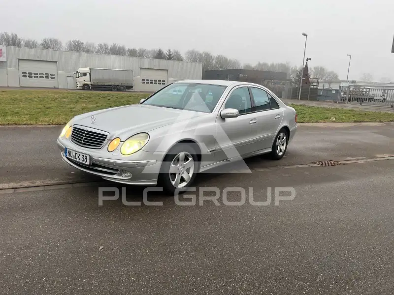 2002 Mercedes Benz E 240