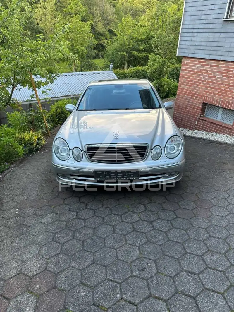 2002 Mercedes Benz E 240