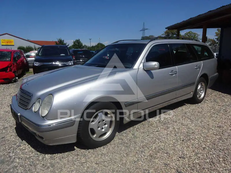 2002 Mercedes Benz E 240