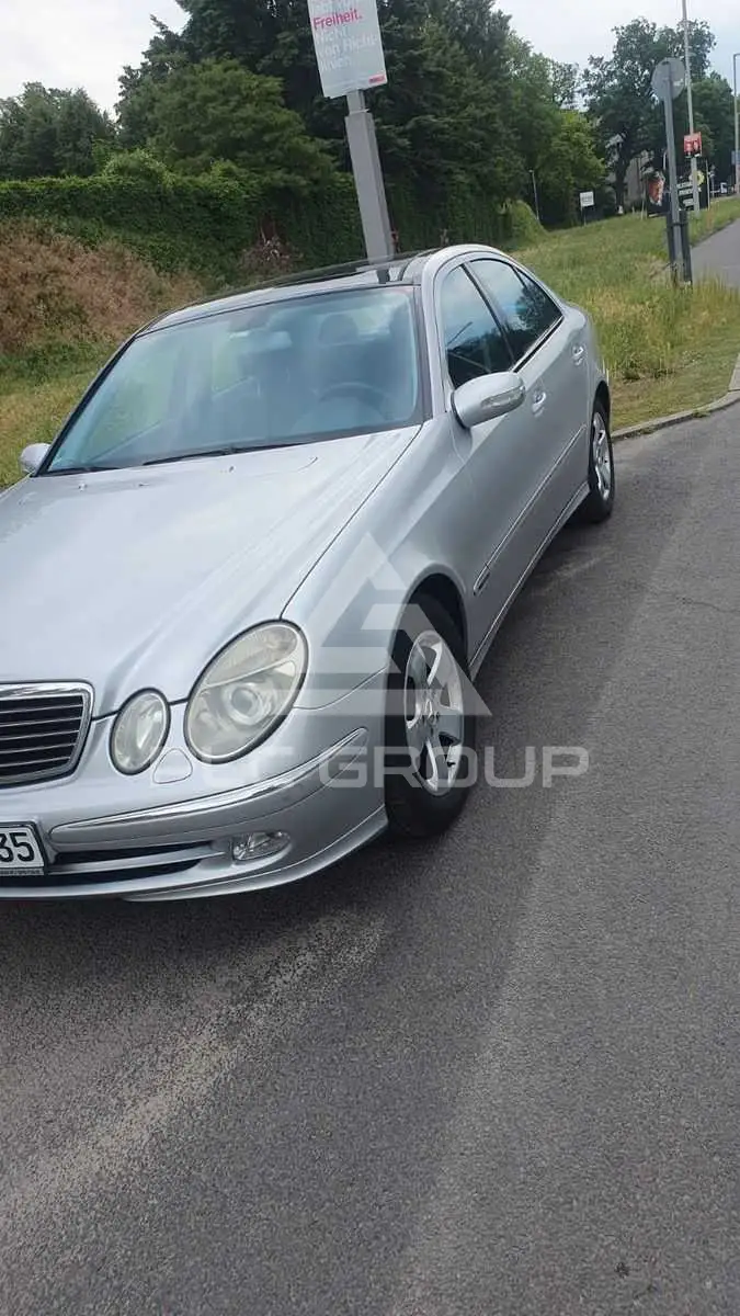 2002 Mercedes Benz E 240
