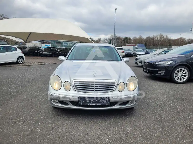 2002 Mercedes Benz E 240