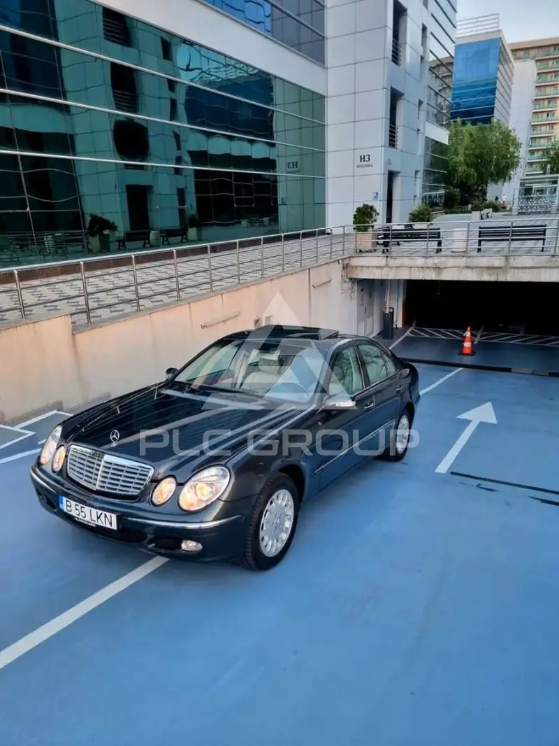 2002 Mercedes Benz E 240