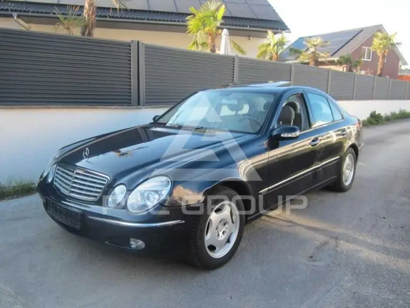 2002 Mercedes Benz E 240