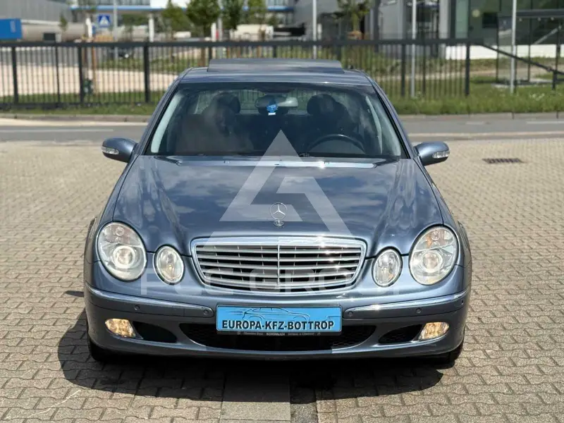 2002 Mercedes Benz E 240