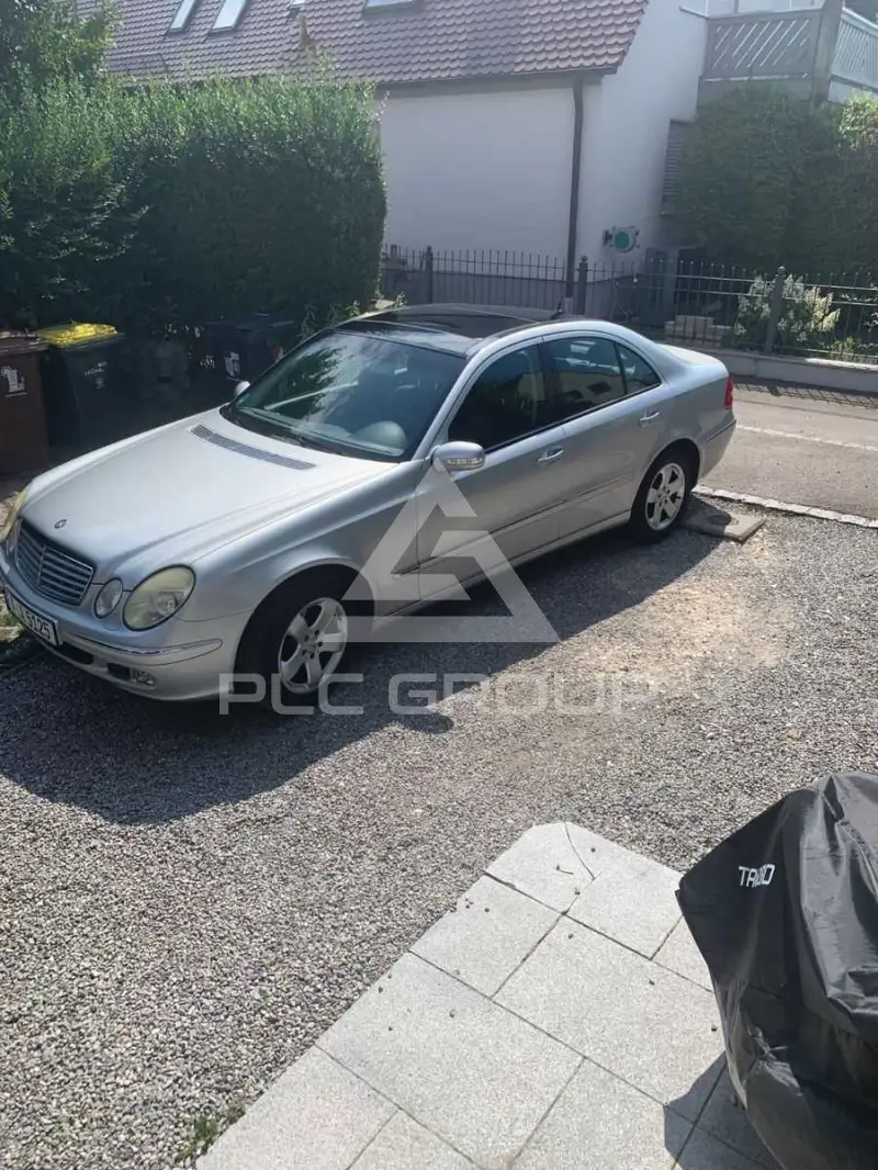 2002 Mercedes Benz E 270