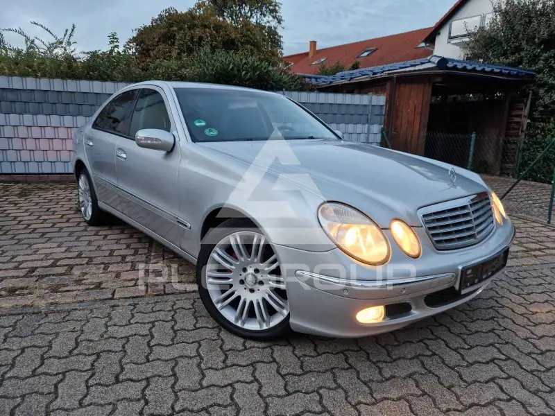 2002 Mercedes Benz E 270
