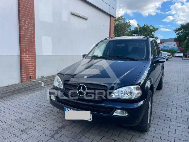 2002 Mercedes Benz ML 270