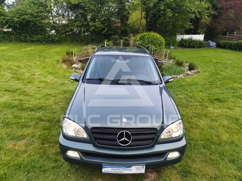 2002 Mercedes Benz ML 270