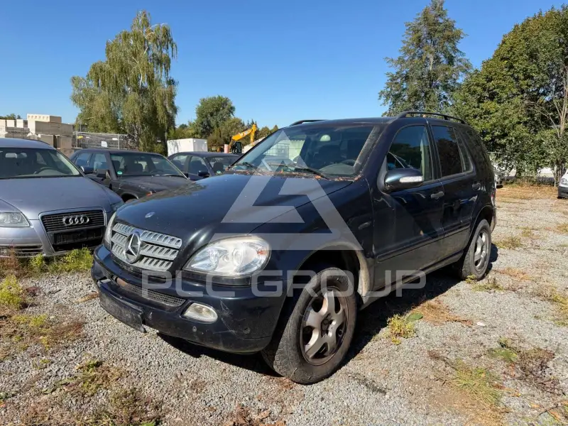 2002 Mercedes Benz ML 270