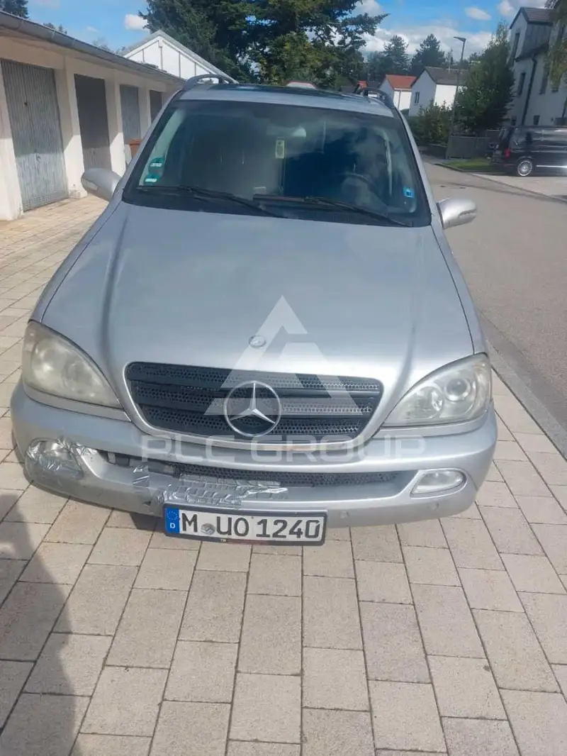 2002 Mercedes Benz ML 270