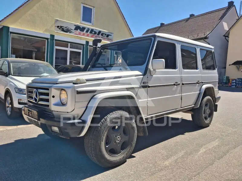 2002 Mercedes Benz G 270