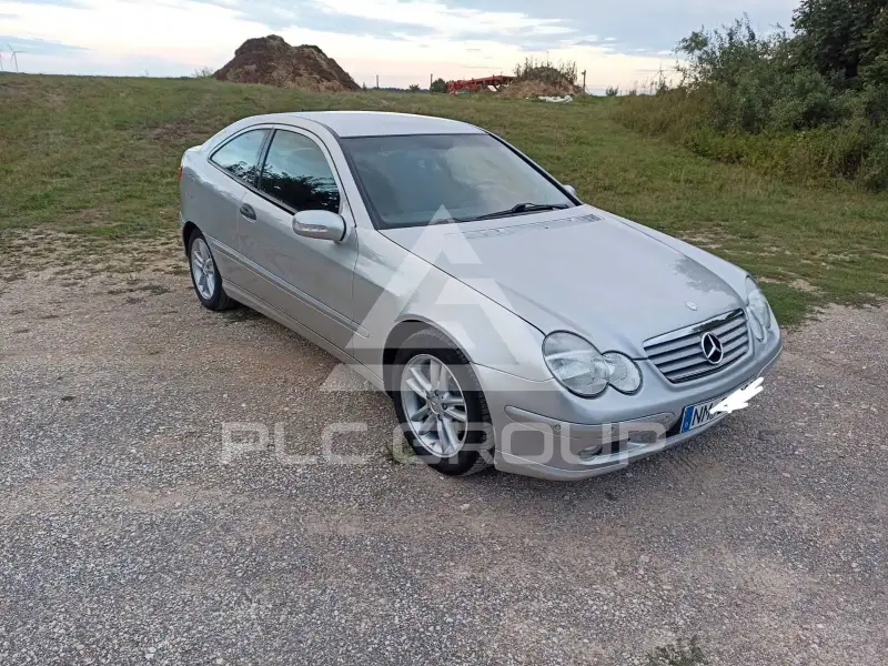 2002 Mercedes Benz CL 180
