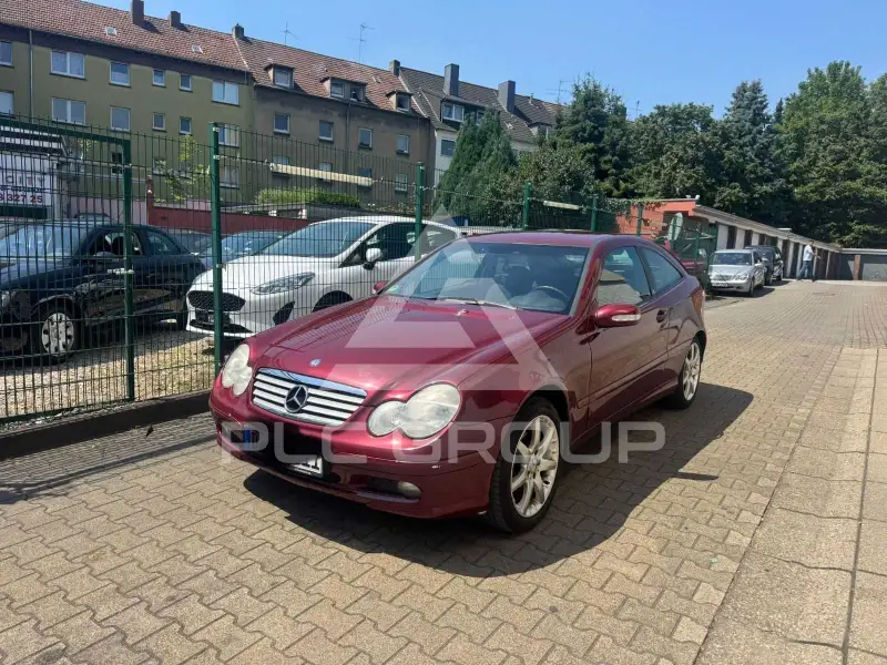 2002 Mercedes Benz CE 220