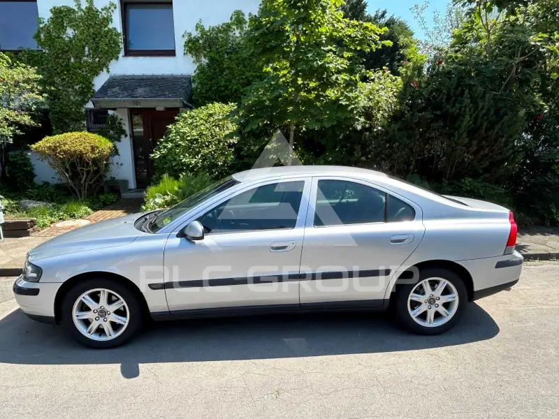 2002 Volvo S60