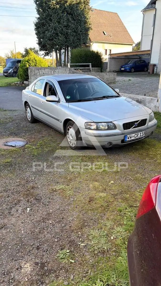 2002 Volvo S60