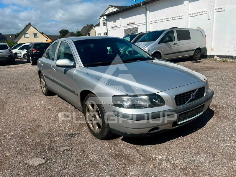 2002 Volvo S60