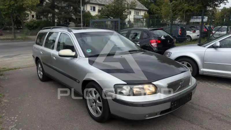 2002 Volvo V70