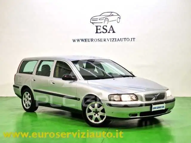 2002 Volvo V70