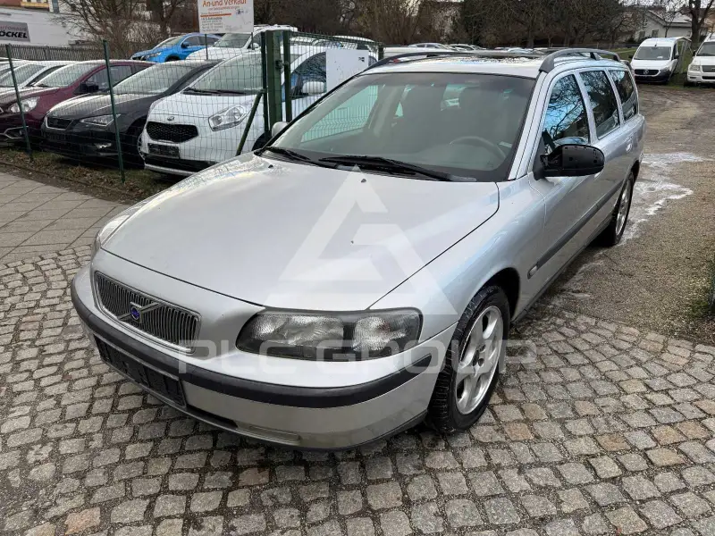 2002 Volvo V70