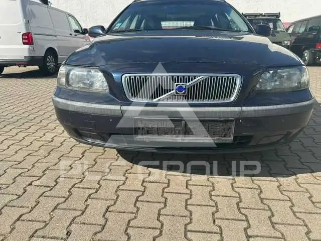 2002 Volvo V70