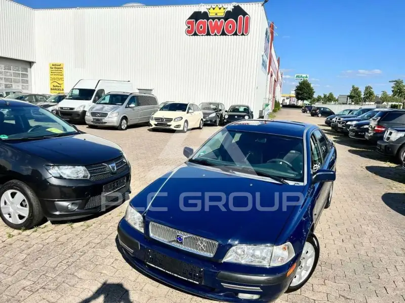 2002 Volvo S40