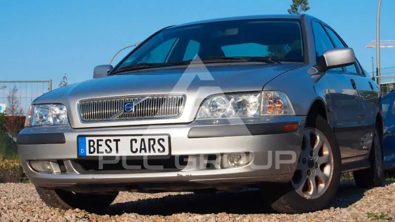 2002 Volvo S40