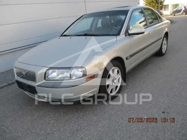 2002 Volvo S80