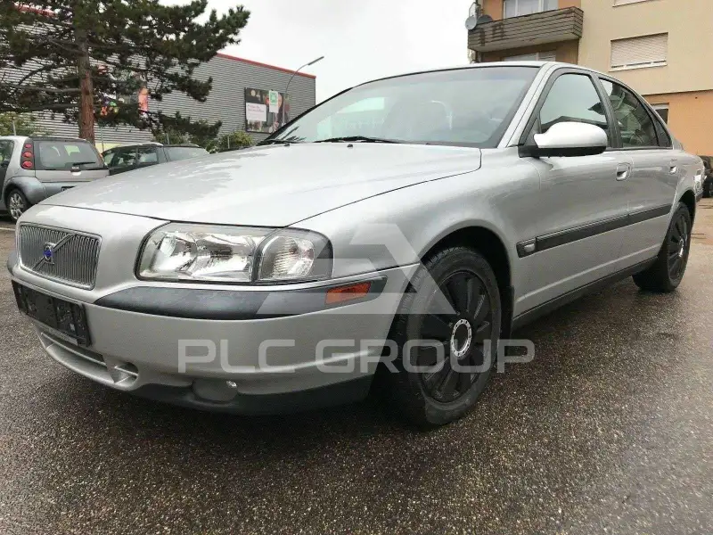 2002 Volvo S80