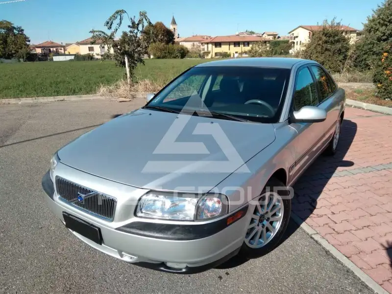 2002 Volvo S80