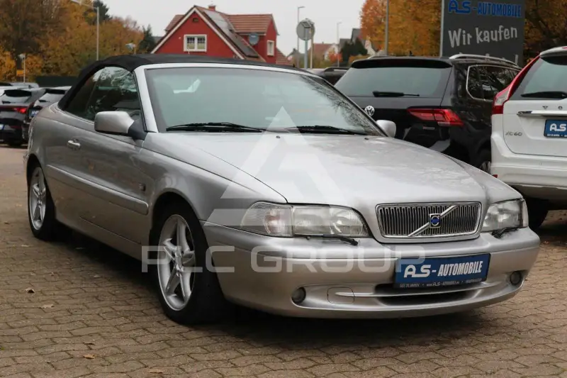 2002 Volvo C70