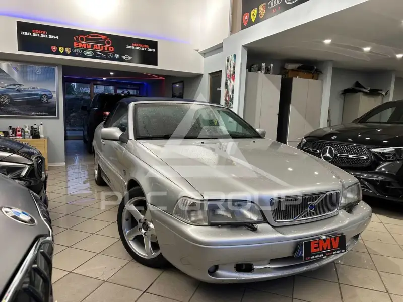 2002 Volvo C70