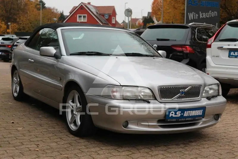 2002 Volvo C70