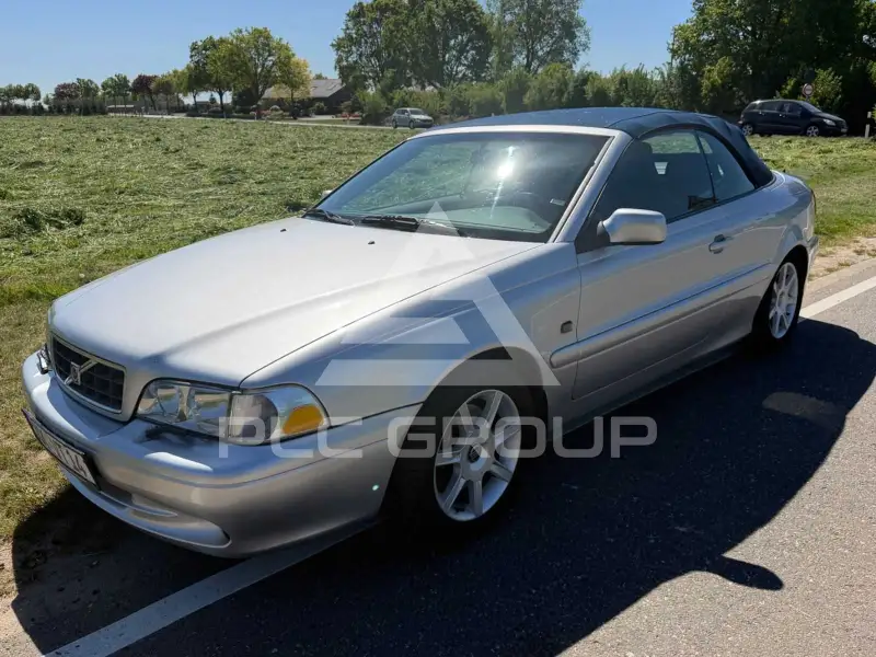 2002 Volvo C70